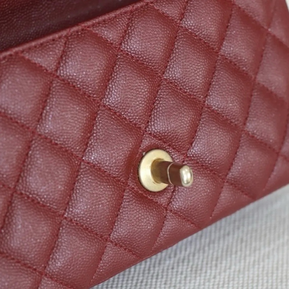 Authentic CHANEL Burgundy Red Iridescent Glitter Caviar Leather Small Flap Bag - Picture 3 of 4
